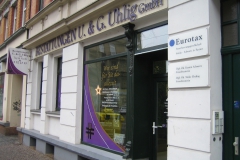Reliefbuchstaben für ein BEstattungsunternehmen